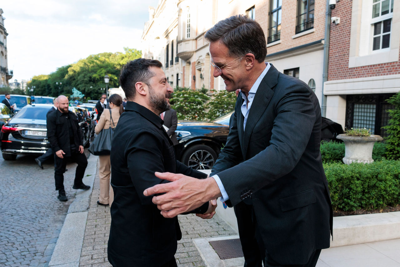 NATO Secretary General meets with the President of Ukraine