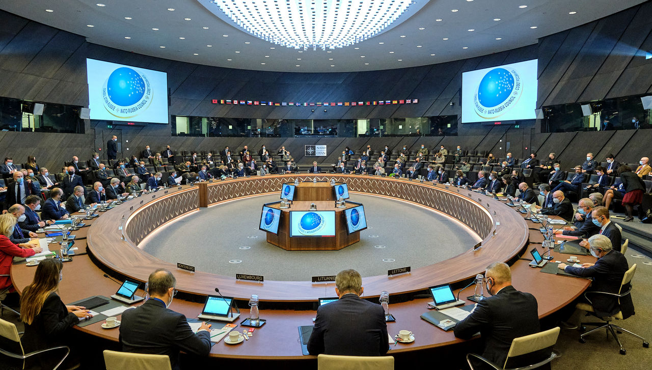 General view of the meeting