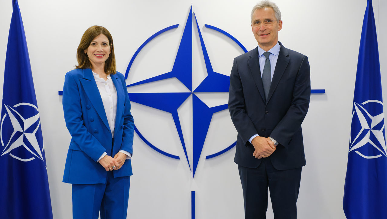 Irene Fellin, NATO Secretary General’s Special Representative for Women, Peace and Security and NATO Secretary General Jens Stoltenberg 