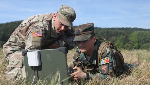 240123-US-and-Moldovan-EOD-soldiers