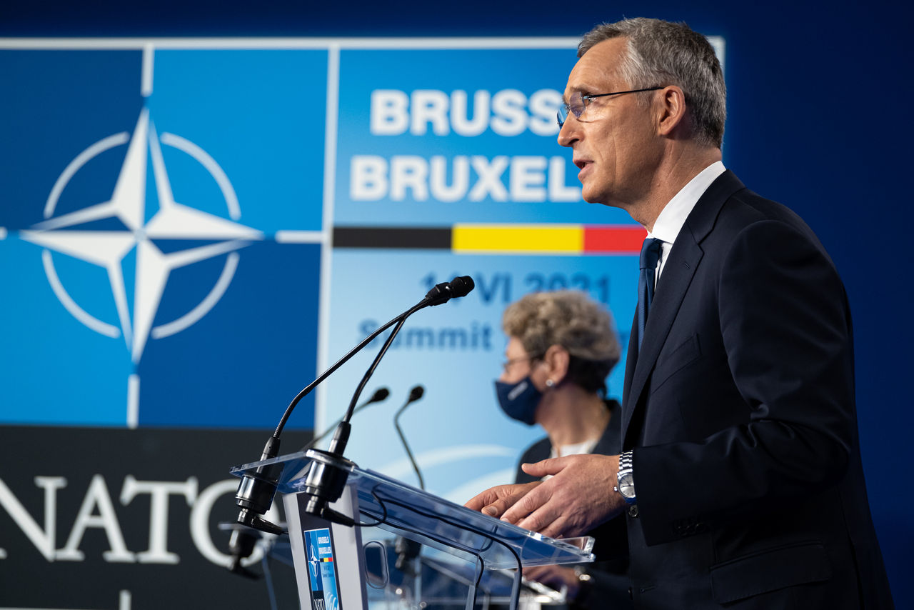 Press conference by NATO Secretary General Jens Stoltenberg following the NATO Summit in Brussels