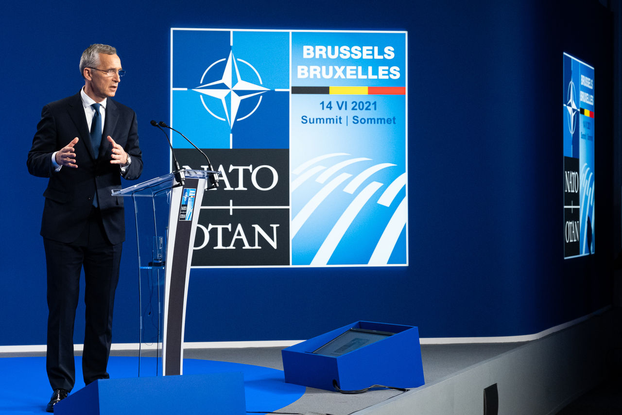 Press conference by NATO Secretary General Jens Stoltenberg following the NATO Summit in Brussels