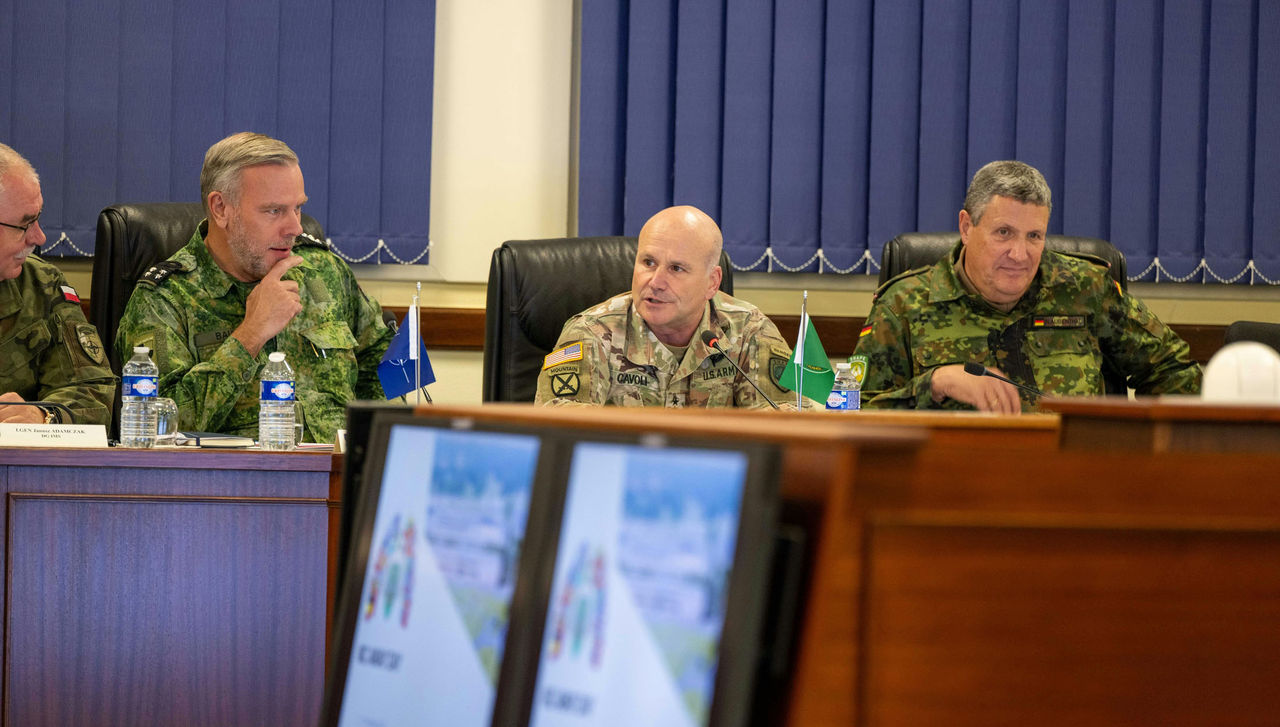 From left to right: Director General of the International Military Staff Lieutenant General Janusz Adamczak, Chair of the NATO Military Committee Admiral Rob Bauer, Supreme Allied Commander Europe General Christopher Cavoli, and Chief of Staff Supreme Headquarters Allied Powers Europe General Markus Laubenthal.