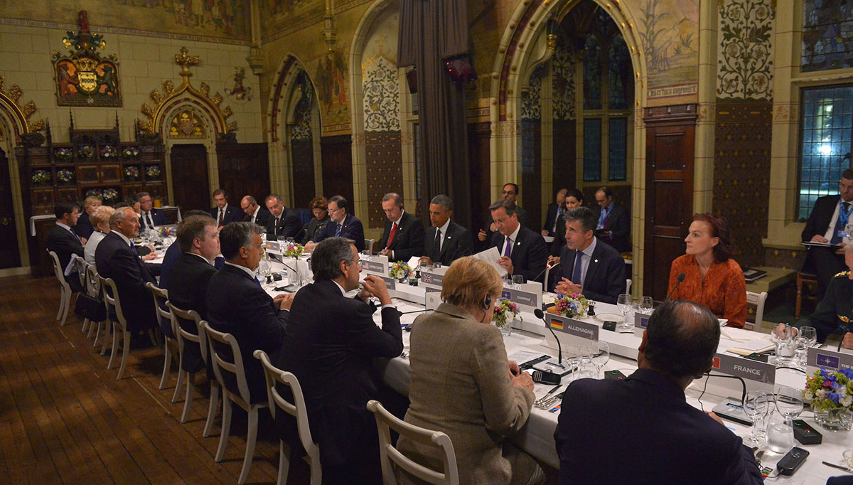 Ambassador Csilla Würtz (on the right) at the official dinner of Heads of State and Government at the 2014 NATO Summit in Wales in Cardiff Castle
