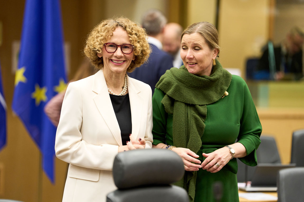 NATO Deputy Secretary General Radmila Shekerinska and NATO Chair of the Military Committee Admiral Giuseppe Cavo Dragone
participate in the informal meeting of the North Atlantic Council and the Political and Security Committee of the European Union