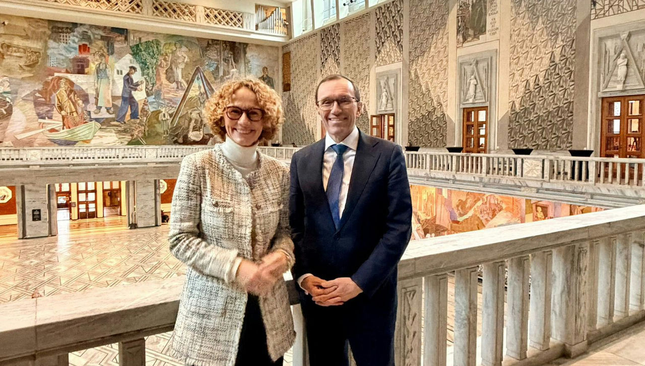 NATO Deputy Secretary General Radmila Shekerinska with Espen Barth Eide, Minister of Foreign Affairs of Norway