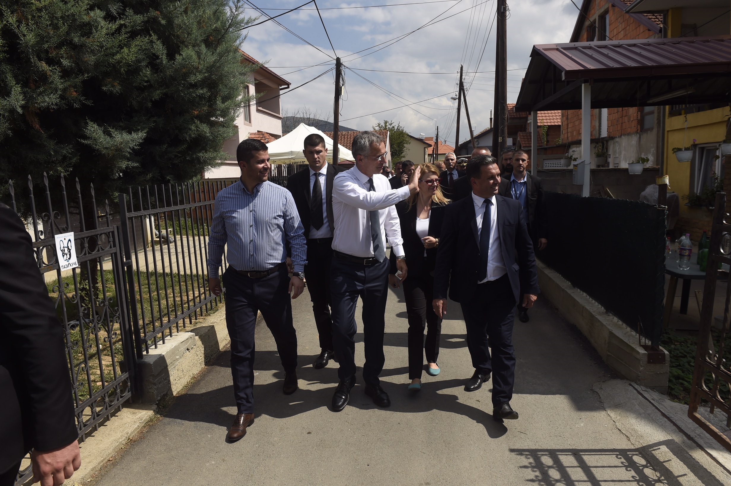 NATO - Photo gallery: NATO Secretary General visits Skopje, 05-Sep.-2018