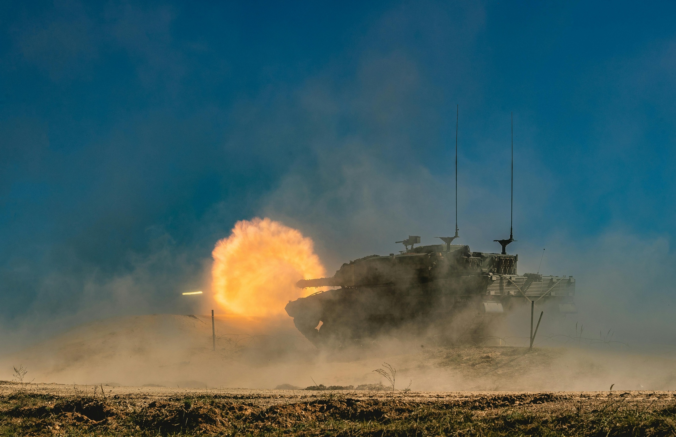 NATO Photo gallery Allies demonstrate NATO's firepower with tank